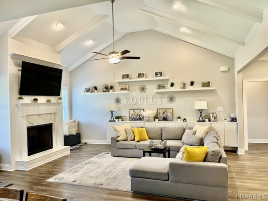 469 Midland Drive
