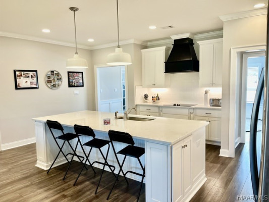 469 Midland Drive