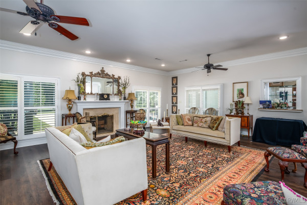 307 Foxhall Road