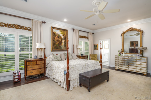 307 Foxhall Road