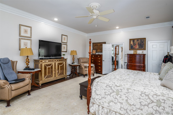 307 Foxhall Road