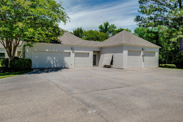 307 Foxhall Road