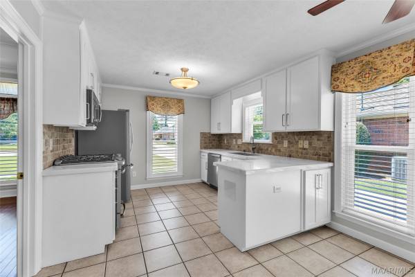 4113 Samantha Drive