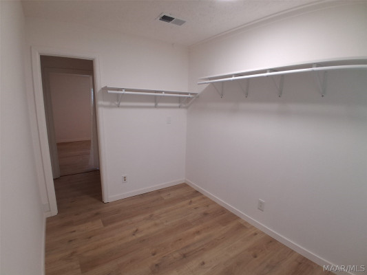 3042 Woodley Park Drive