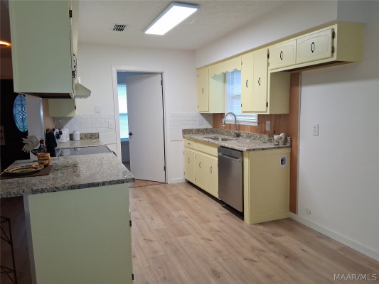 3042 Woodley Park Drive