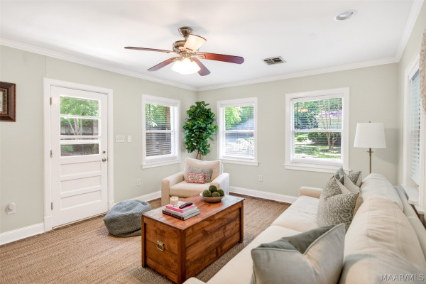 2136 Campbell Road