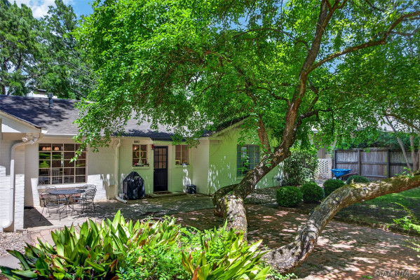 2136 Campbell Road