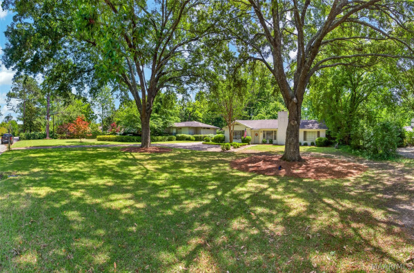2136 Campbell Road