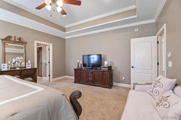 2713 WYNFREY Drive