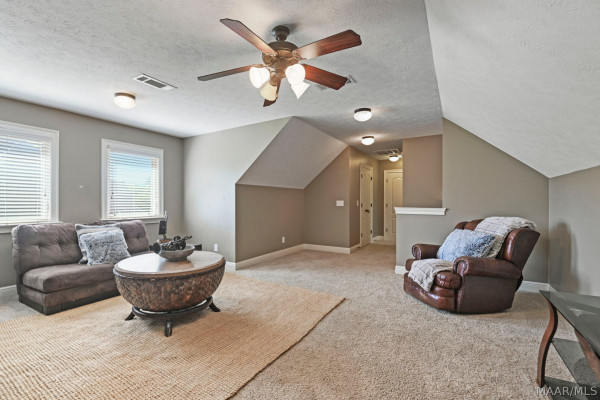 2713 WYNFREY Drive