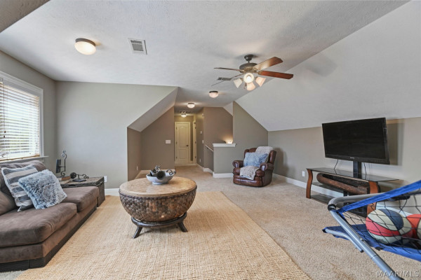 2713 WYNFREY Drive