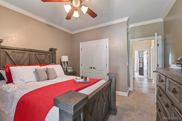 2713 WYNFREY Drive