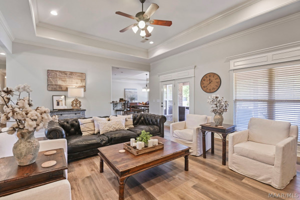 2713 WYNFREY Drive