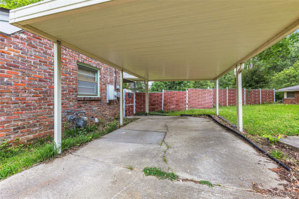 1003 Loch Haven Road