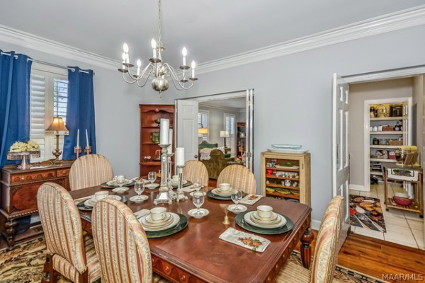 101 St Thomas Avenue