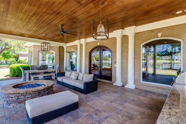 8312 Wynlakes Boulevard