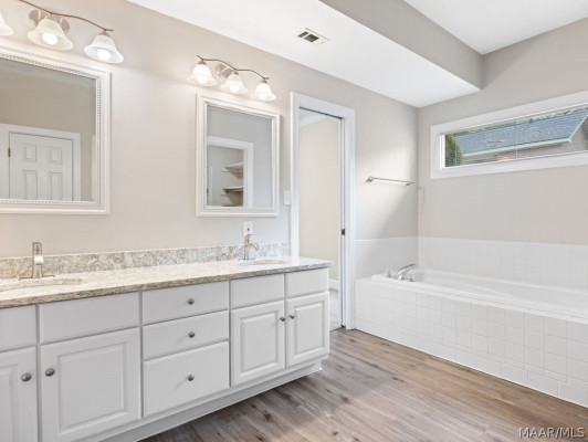 7631 Halcyon Forest Trail