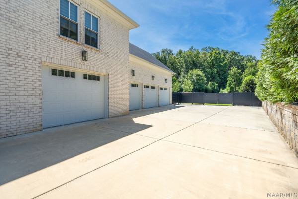 28 Waters Lane