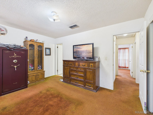 1814 Jenny Drive