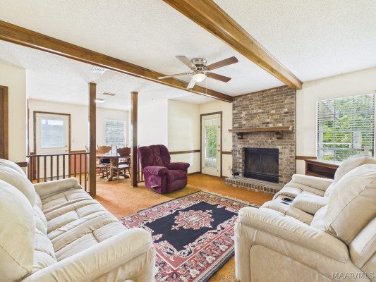 1814 Jenny Drive