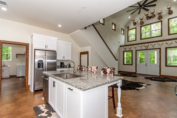 5595 Bradley Road