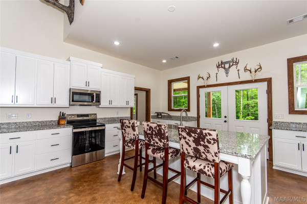 5595 Bradley Road