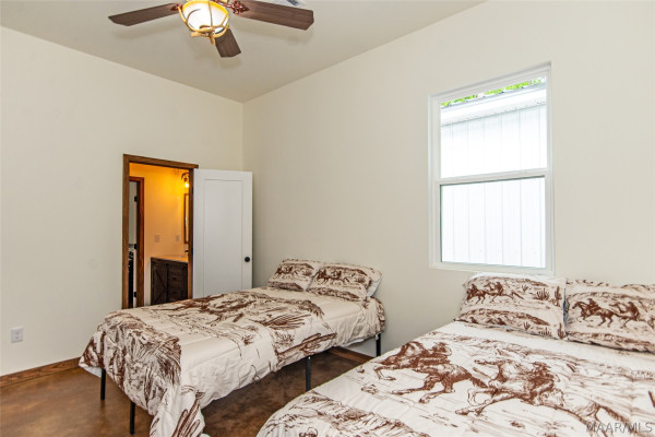 5595 Bradley Road