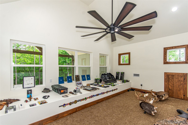 5595 Bradley Road