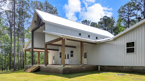 5595 Bradley Road