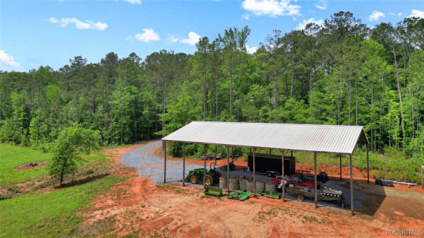 5595 Bradley Road