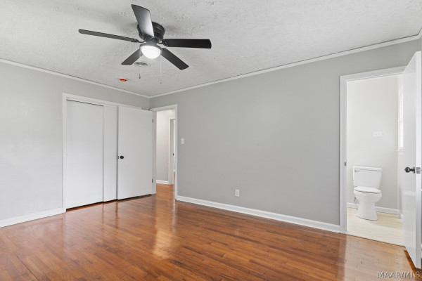 2857 Woodley Road