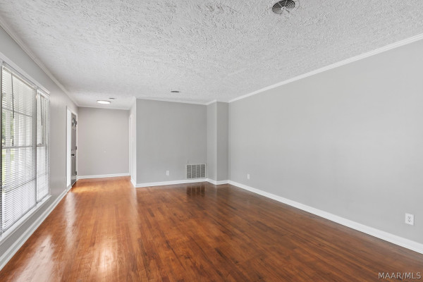 2857 Woodley Road