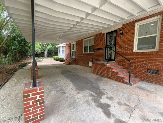 3581 Honeysuckle Road