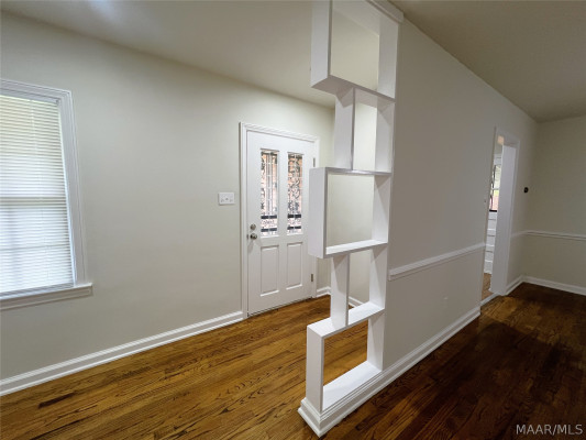 3581 Honeysuckle Road