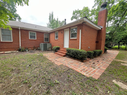 3581 Honeysuckle Road