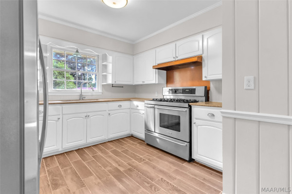 3401 PRINCE GEORGE Drive