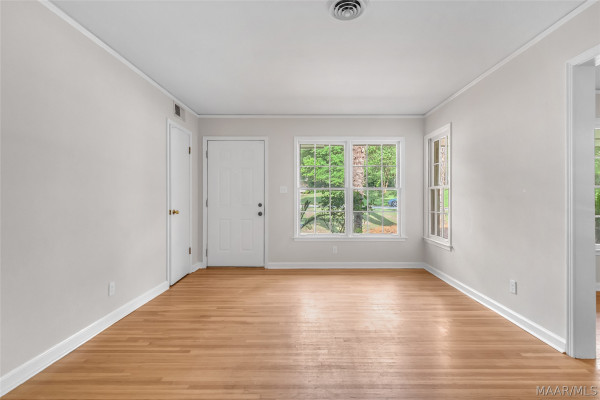 3401 PRINCE GEORGE Drive