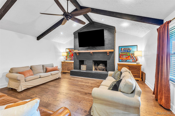 201 Greencrest Lane