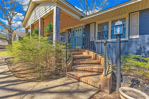 201 Greencrest Lane