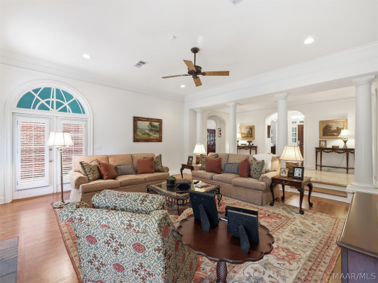 7537 Wynford Circle