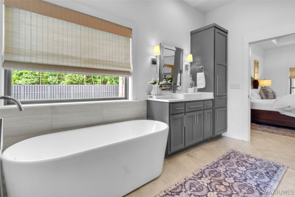 8605 BIRCHWOOD Court