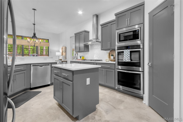 8605 BIRCHWOOD Court