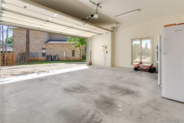 8605 BIRCHWOOD Court