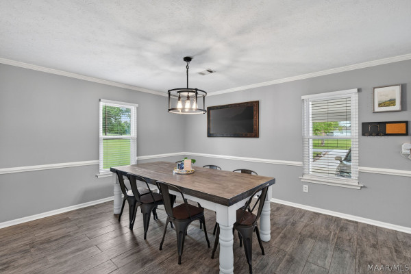 884 MERIWETHER Road