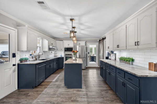 884 MERIWETHER Road