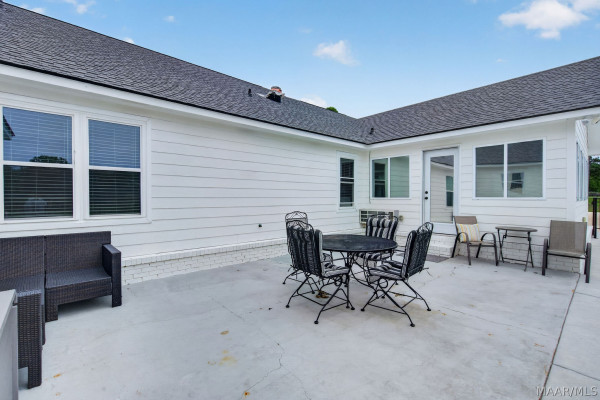 884 MERIWETHER Road
