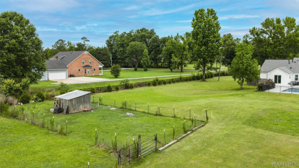 884 MERIWETHER Road