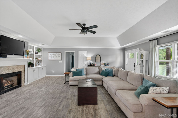884 MERIWETHER Road