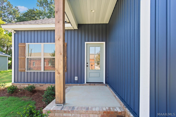 404 Alabama Street