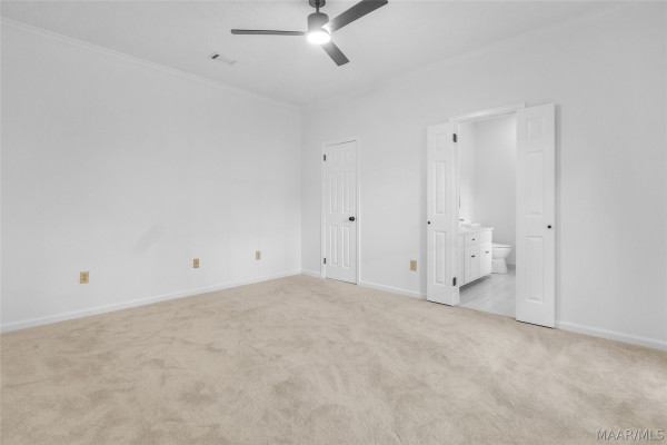 6021 WOODRUN Court
